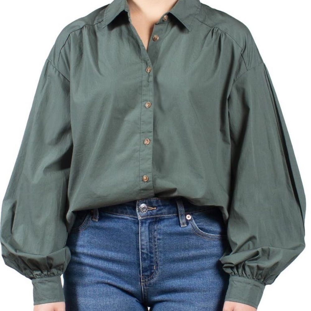 MUABY Everyday Poplin Shirt.New with Tag!
